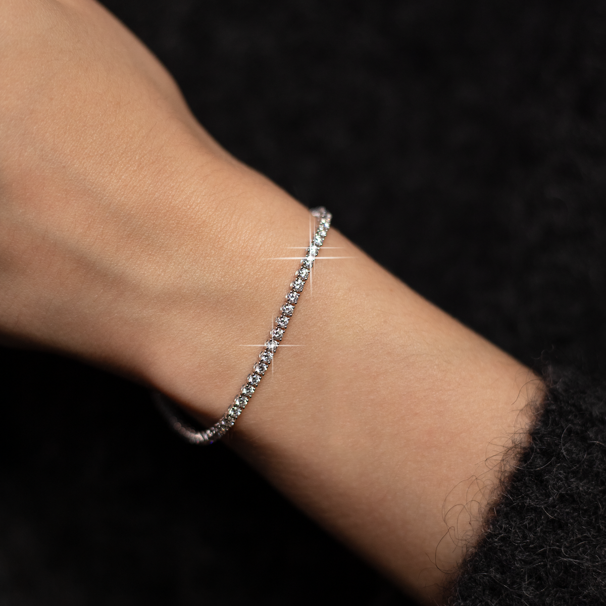 Round Diamond Line Bracelet
