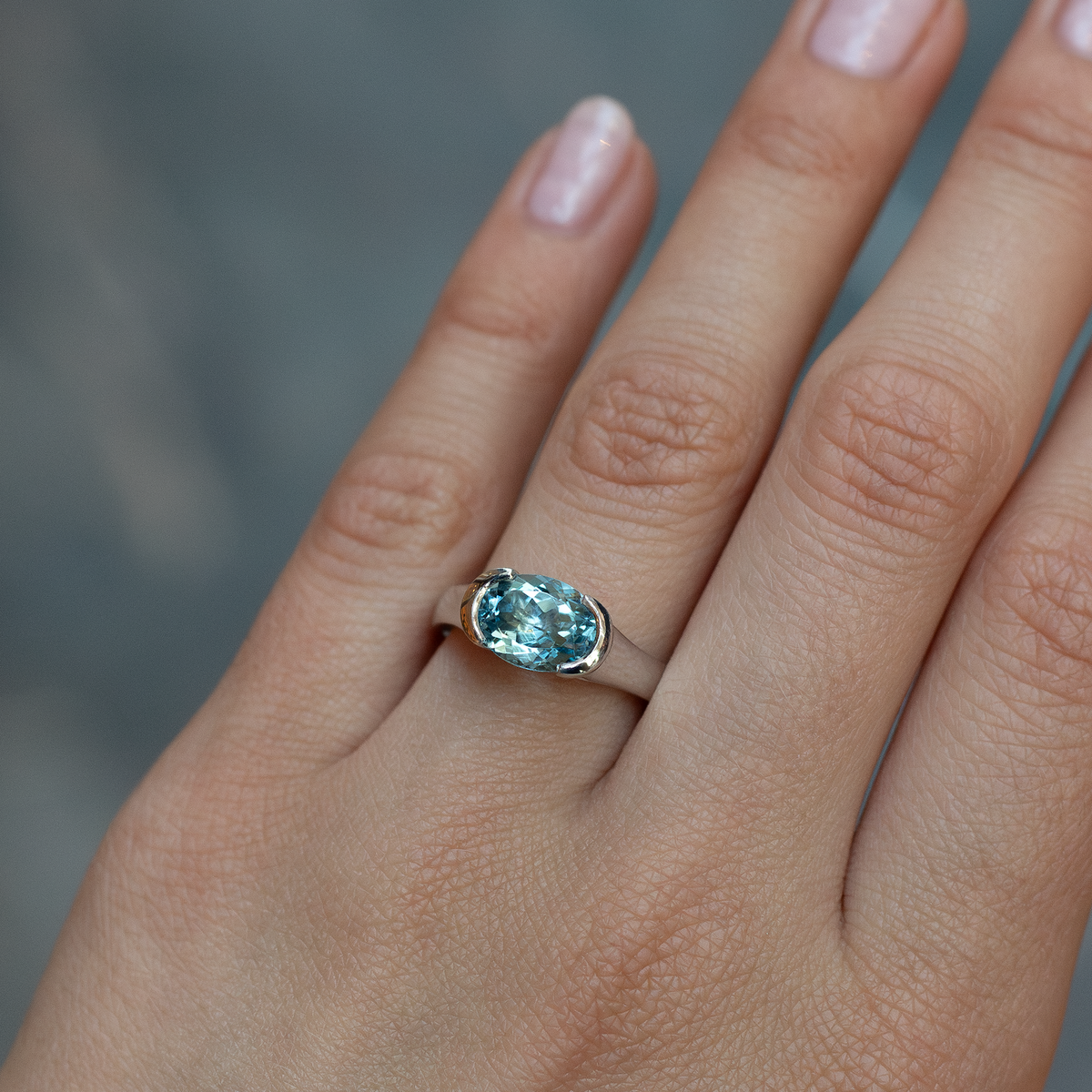 2.00ct Oval Aquamarine Solitaire Ring