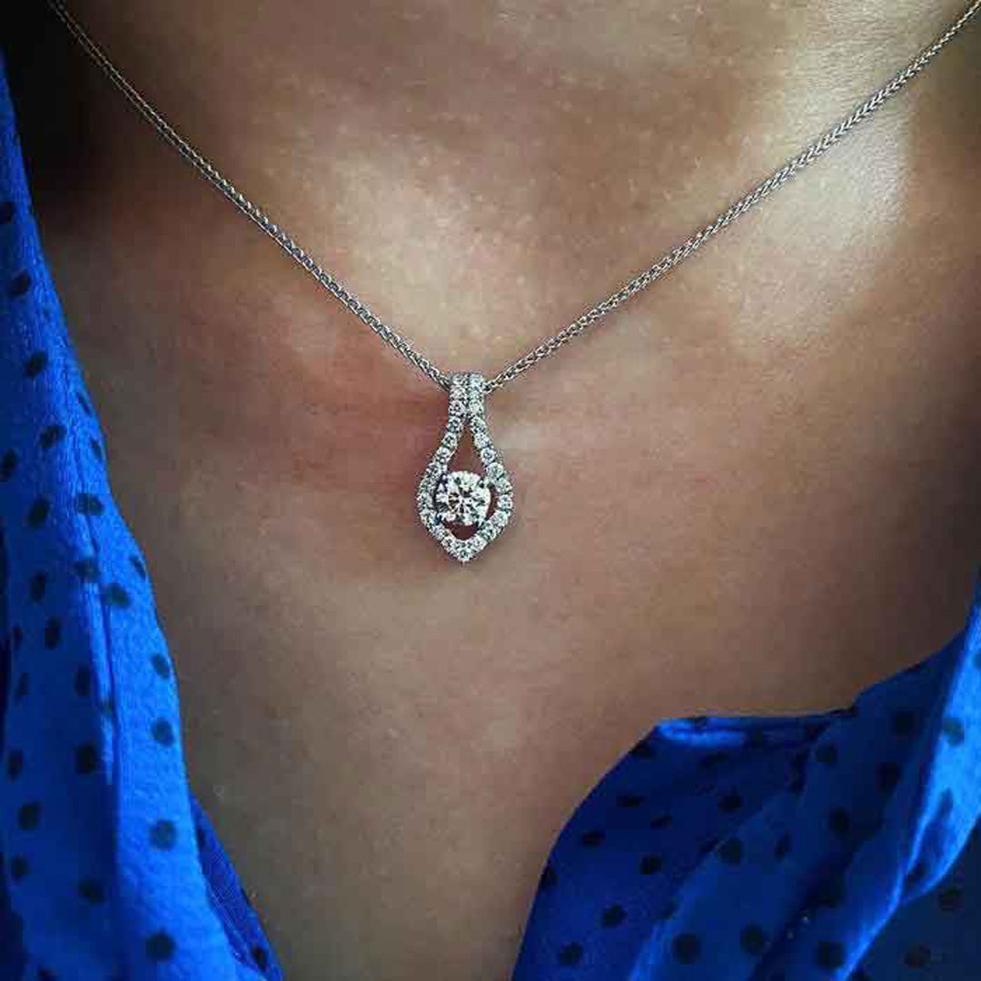 18ct White Gold 0.43ct Round Diamond Cluster Pendant