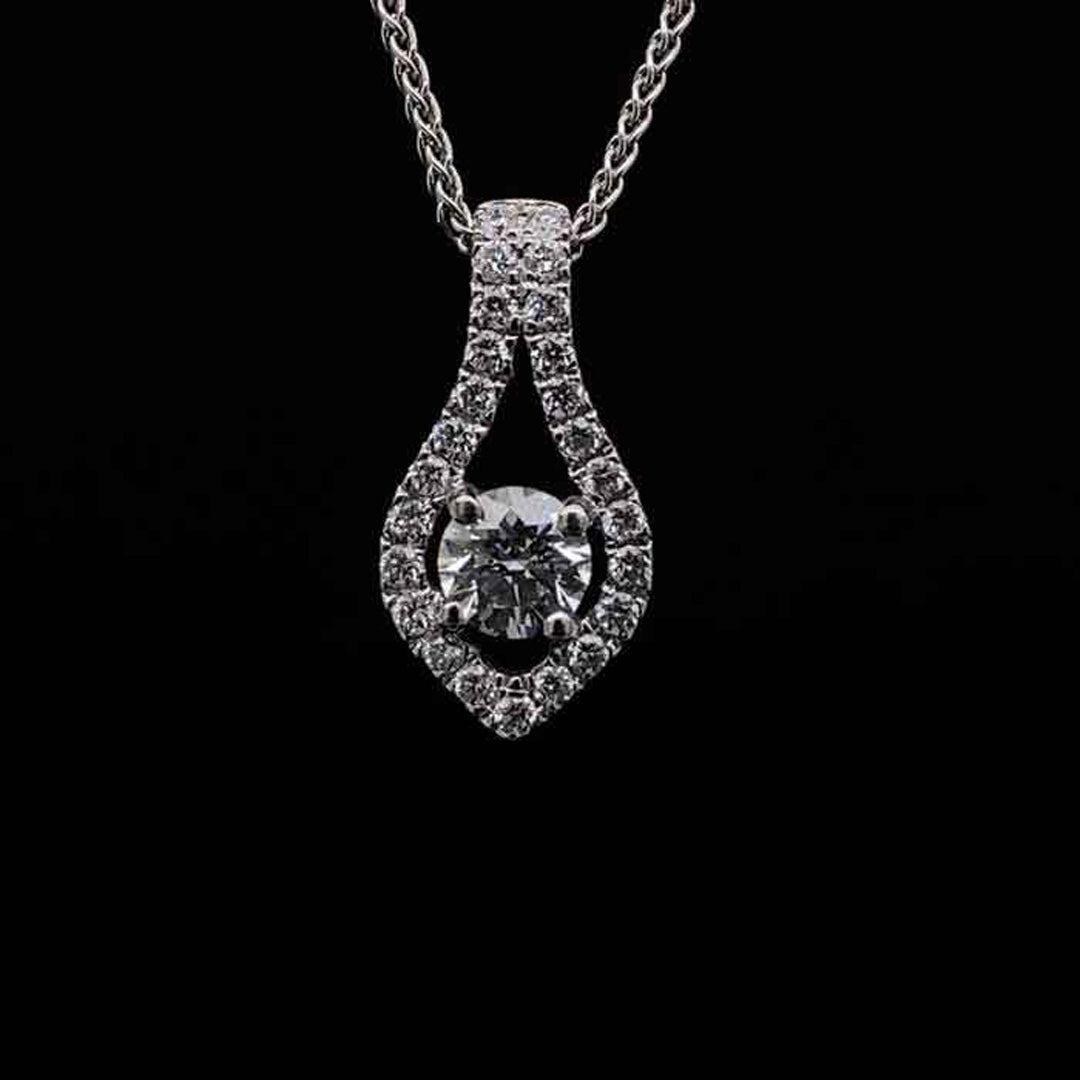 18ct White Gold 0.43ct Round Diamond Cluster Pendant