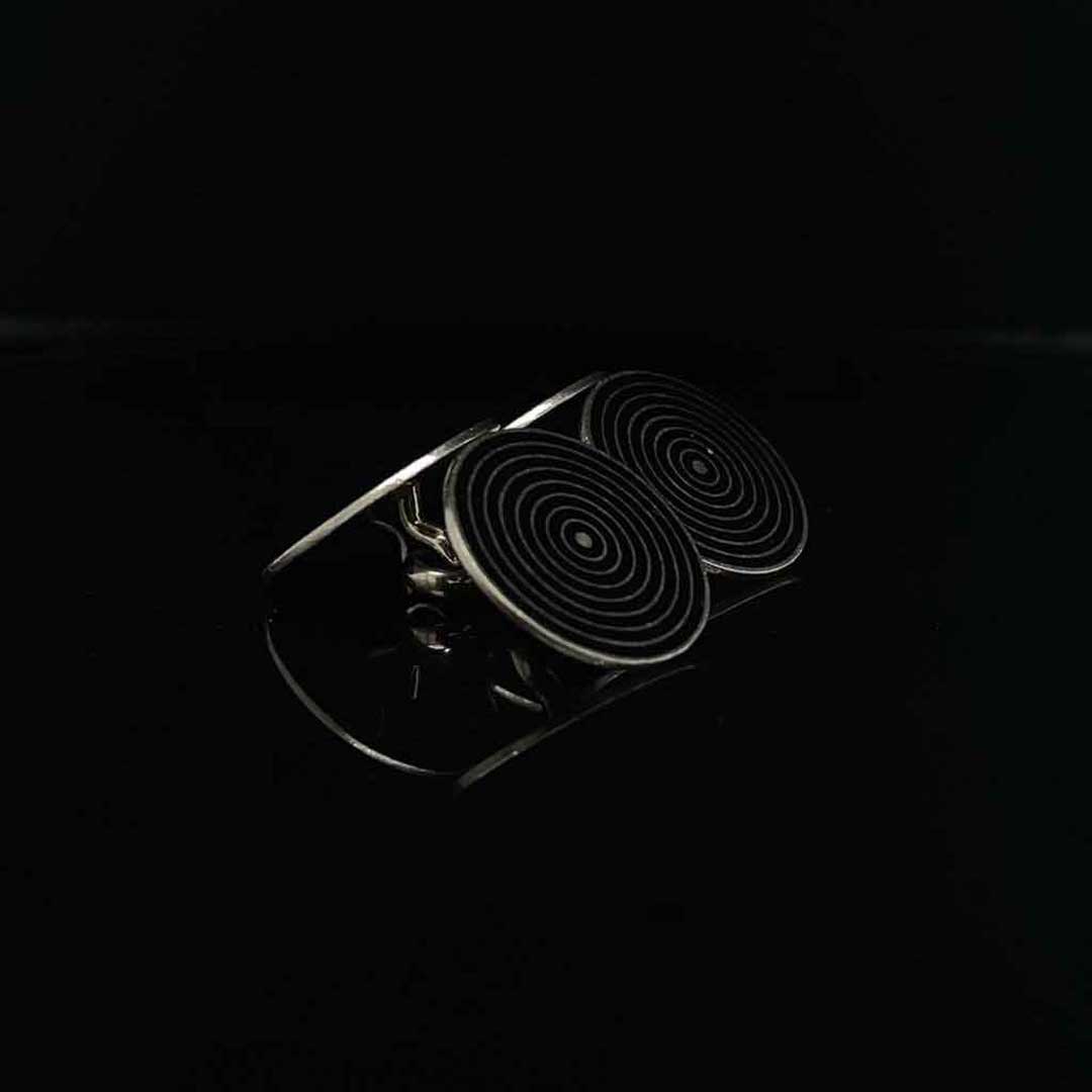 18ct White Gold and Black Enamel Cufflinks