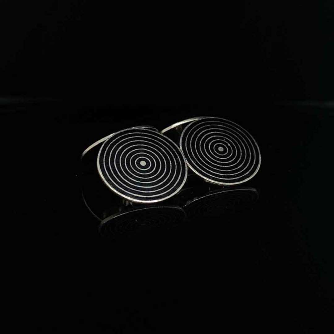 18ct White Gold and Black Enamel Cufflinks