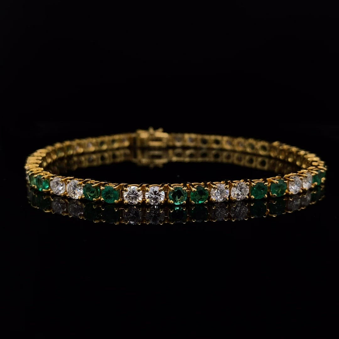 Van Cleef & Arpels 'Cous Cous' Emerald and Diamond Bracelet - FD Gallery