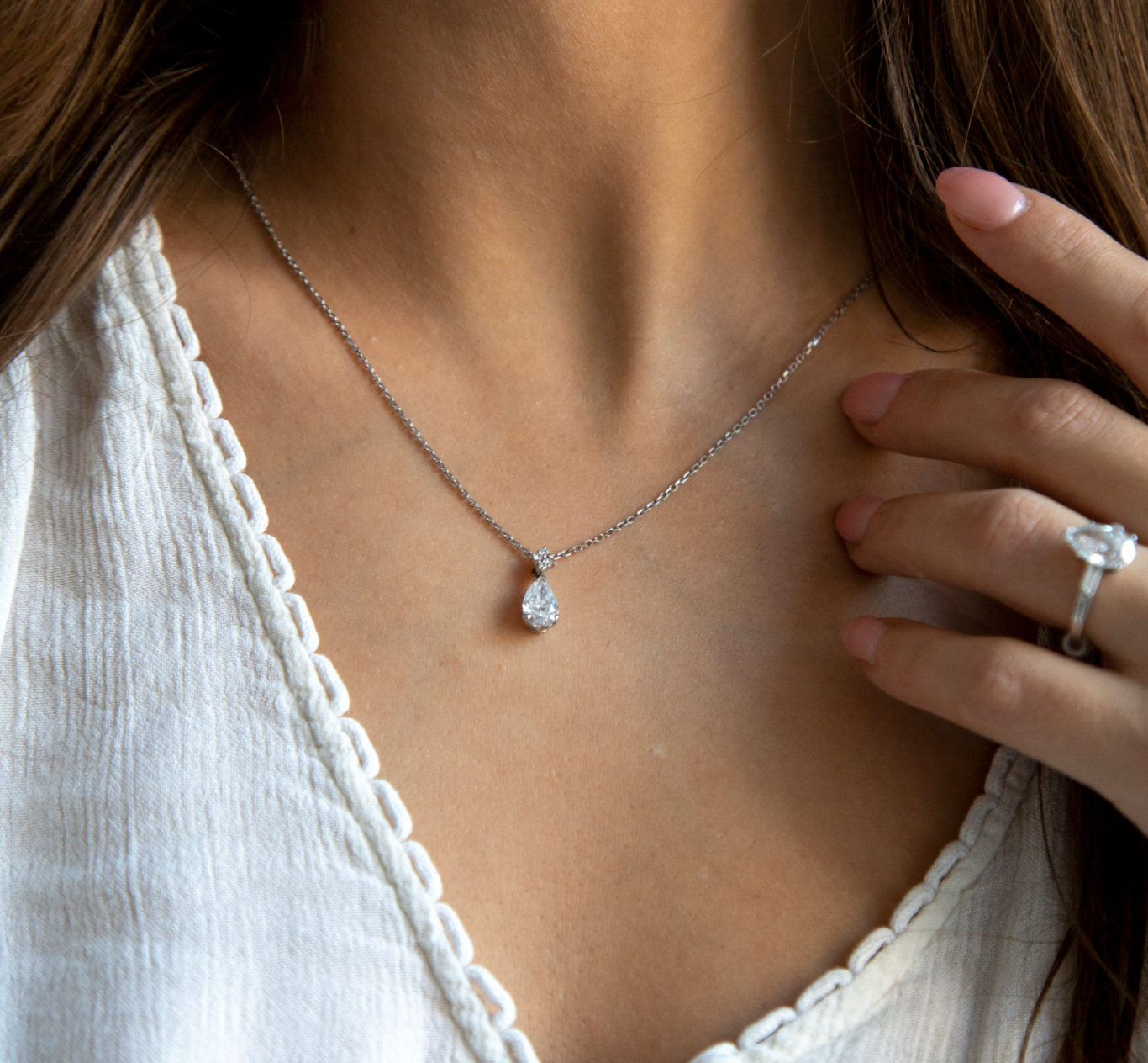 1.01ct Pear Cut Diamond Pendant