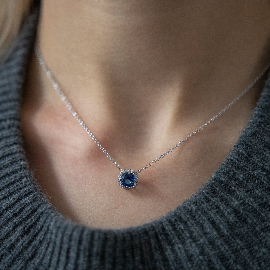 0.80ct Round Sapphire And Diamond Cluster Pendant