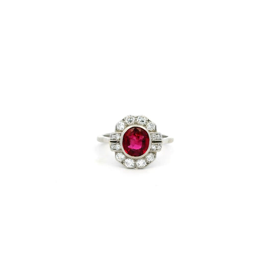 1.07ct Oval cut Ruby Diamond cluster ring