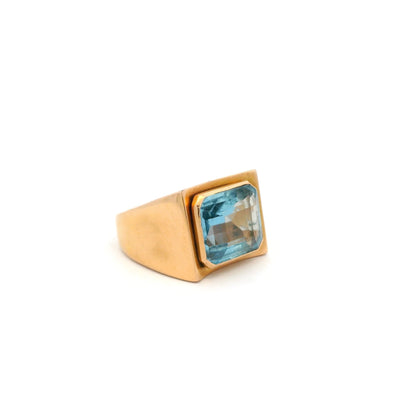 Vintage Emerald Cut Aquamarine Solitaire Ring