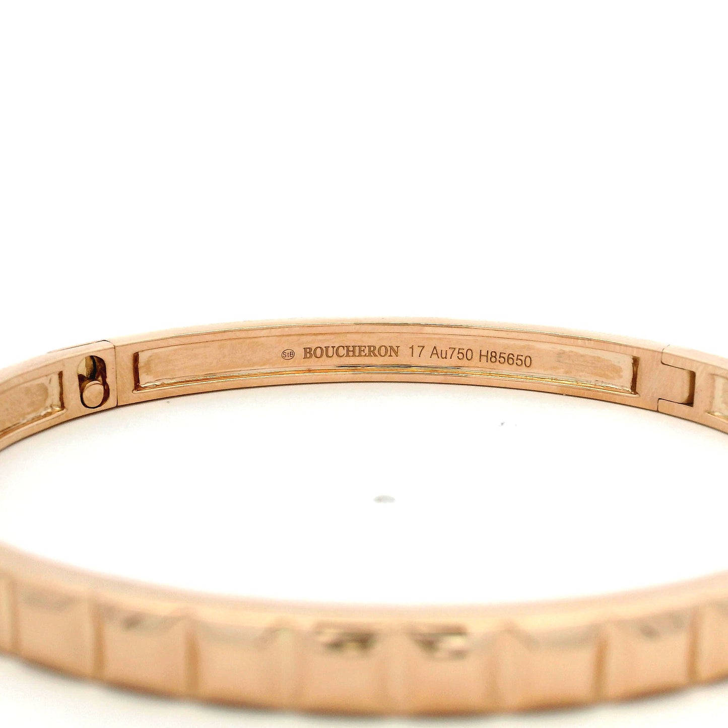 Tiffany & Co Grooved Yellow Gold Torque Bangle