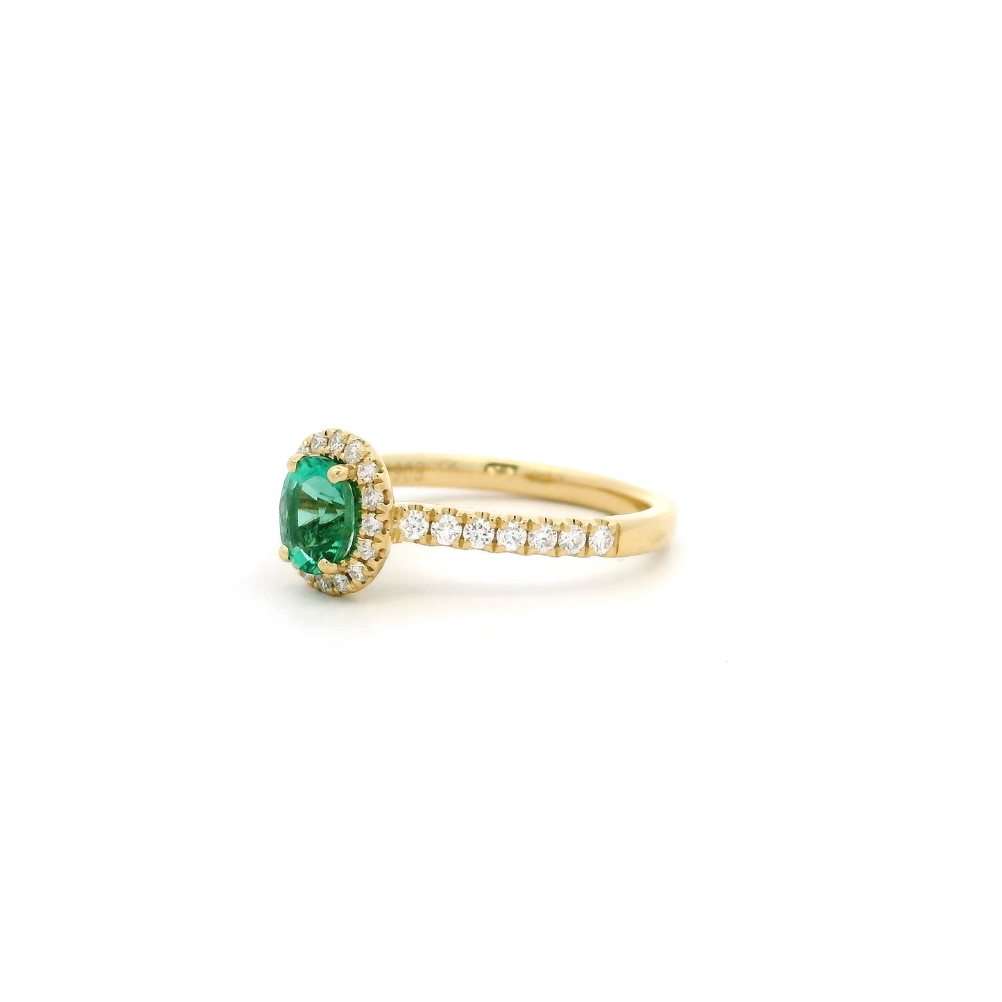 0.64ct Oval Emerald And Round Diamond Cluster Ring