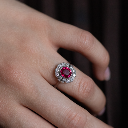 1.07ct Oval cut Ruby Diamond cluster ring