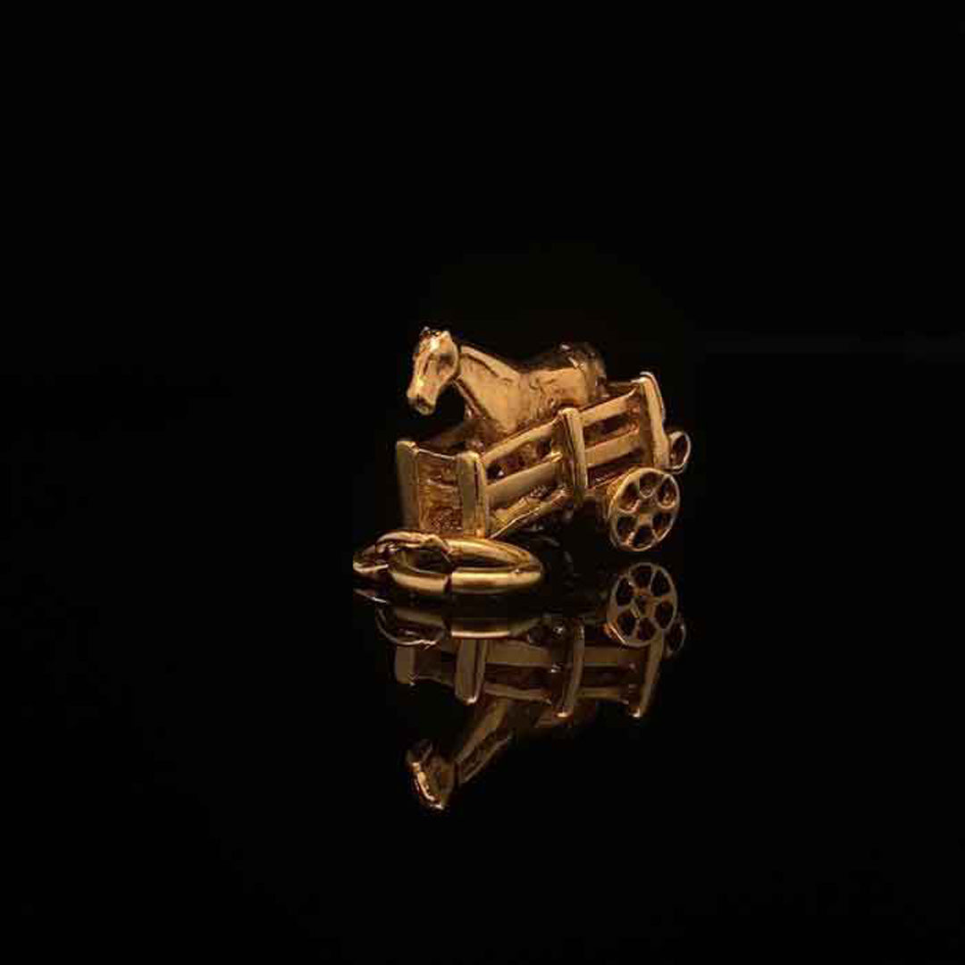 14ct Yellow Gold Horse and Cart Charm