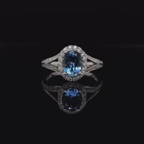 0.90ct Oval Cut Aquamarine and Diamond Cluster Dress Ring