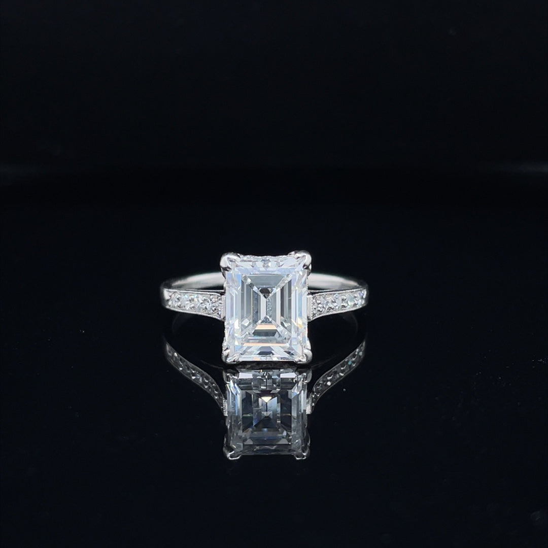 2.62ct Carré Cut Diamond Solitaire Ring