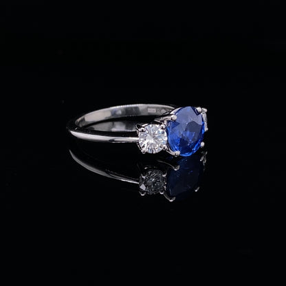 Certified Kashmir 1.84ct Round Sapphire And Diamond Three Stone Ring