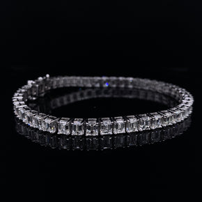 14.74ct Emerald Cut Diamond Line Bracelet